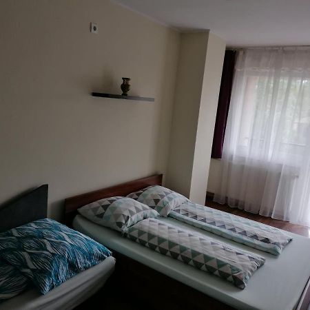 Family Holiday Apartman Ньїредьгаза Екстер'єр фото